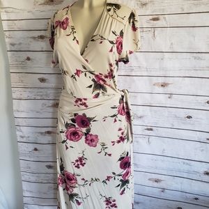 Banana republic XL 100% SILK wrap dress roses floral romantic DVF inspired